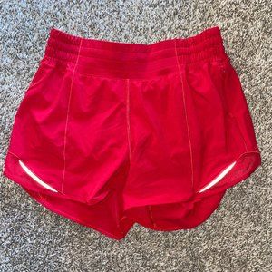 Lululemon Hotty Hot High Rise Short